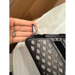 Grill Mercedes-Benz E C207 A207 Chrome & Black DAMAGED