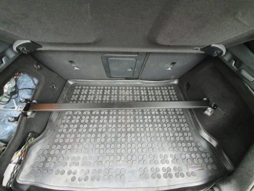 Rear upper strut bar Mercedes A45 skręcana White