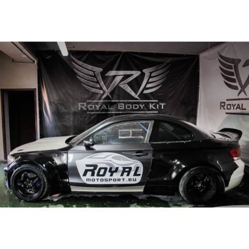 Bodykit BMW 1 E82 Left Skirt Royal