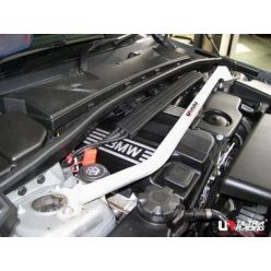 BMW 1 04-11 E87 120i 2.0 UltraRacing front upper Strutbar