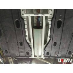   Skoda Octavia MK3/TYP 5E 2.0TSI 2WD 12+ UltraRacing 4-point mid lower Brace