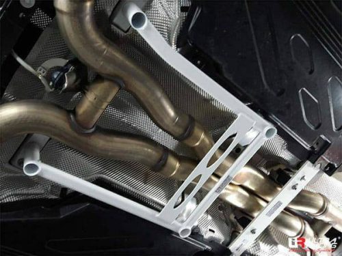 Mercedes S205 C63 S<BR><BR>S205 ESTATE 4.0TT V8 2WD 14-21 UltraRacing 4-point mid lower Brace