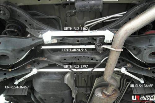 Nissan Elgrand E52 3.5 V6 2WD 10+ UltraRacing rear Sway Bar 20mm